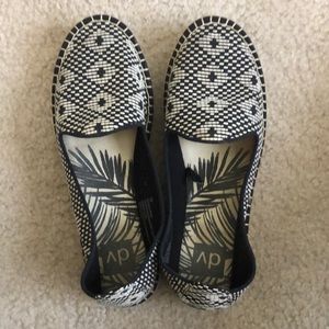 Dolce vita slip on sneakers